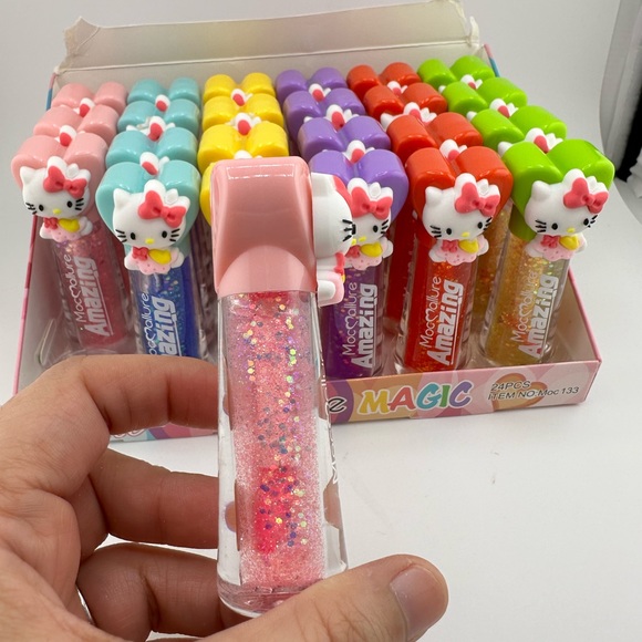 Hello Kitty | Makeup | Hello Kitty 6 Pack Color Changing Lip Gloss New ...